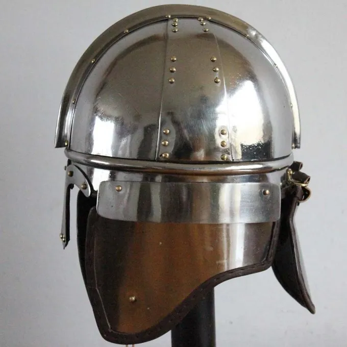 Deepeeka Laat-Romeinse Cavaleriehelm, Concesti - Afbeelding 4