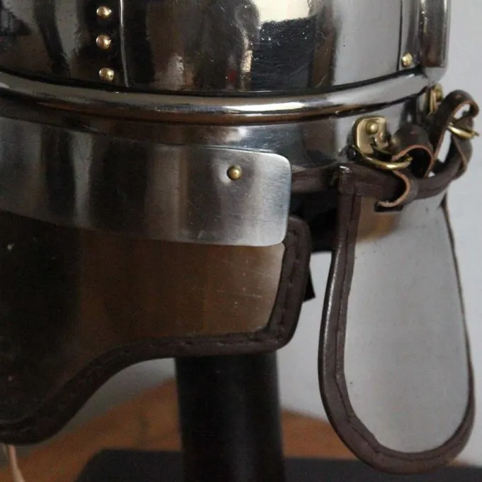 Deepeeka Laat-Romeinse Cavaleriehelm, Concesti - Afbeelding 5