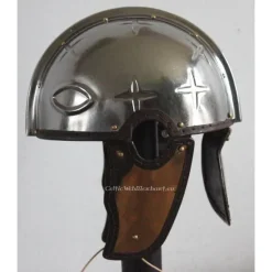 Deepeeka Laat-Romeinse Helm, Intercisa II