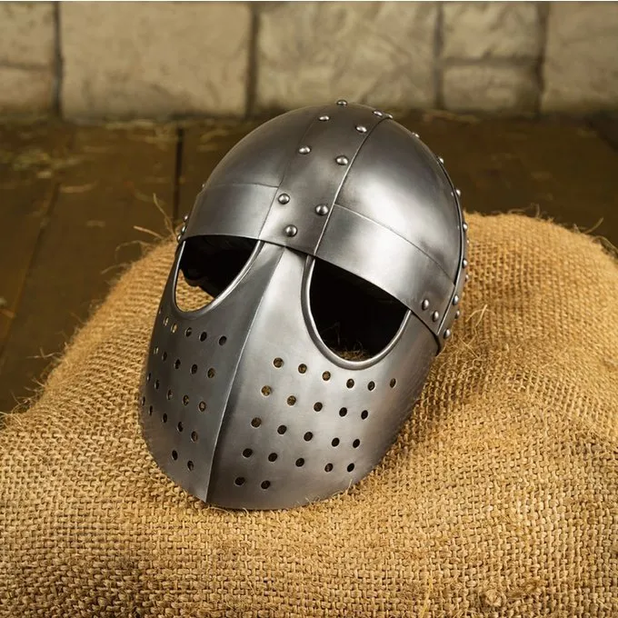 Mytholon Middeleeuwse Helm Harald