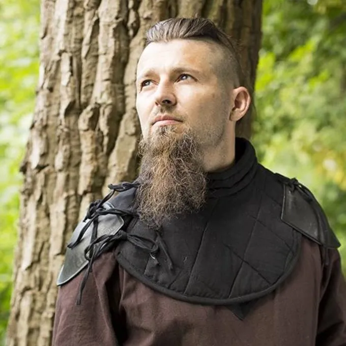 Epic Armoury RFB Wambuiskraag Met Schouderpantser, Zwart - Afbeelding 2